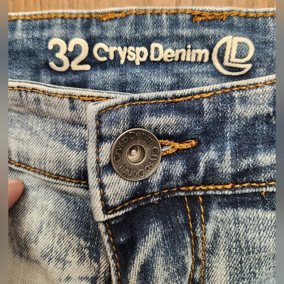 Crysp Denim Distressed Slim Straight Leg Jeans w/ Zipper Pocket Accents - Picture 5 of 9